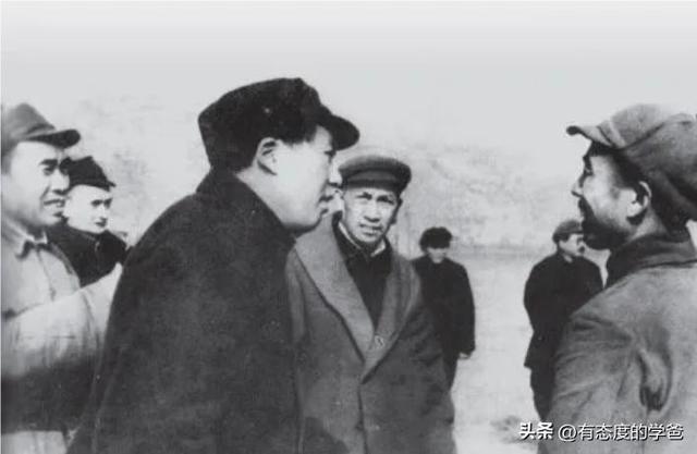 毛主席最喜爱的将领是谁？四位开国上将霸榜，旋风司令排第一