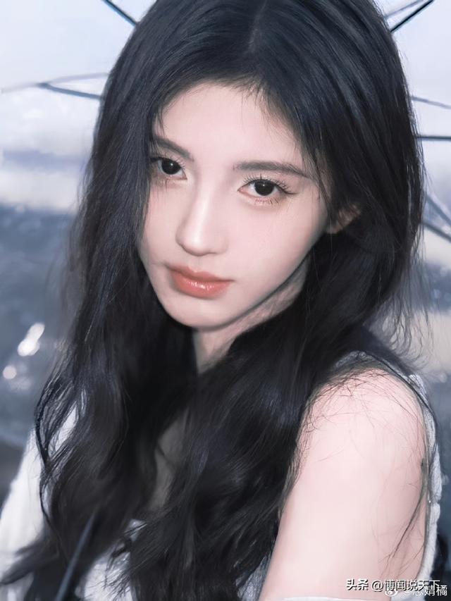 拔出萝卜带出泥！万达一年蒸发800亿后，王思聪再次传出大丑闻