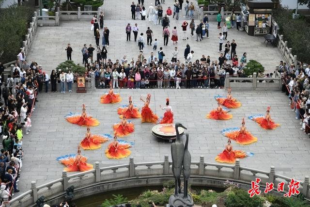 “知音湖北”解锁更多沉浸式体验——从登楼到“入戏”，千古名楼玩出新花样