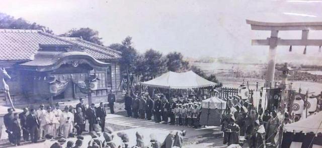 拖了38天，高市早苗对中国统一方式，首次作出回应！中方：没资格