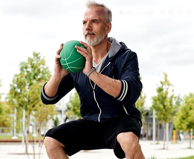 再这样运动！膝盖就废了！医生：2个运动方式，是在给膝盖动刑