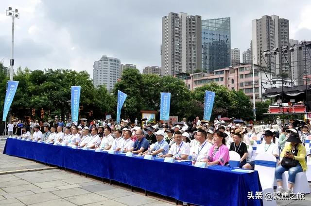 贵州安顺启动2025避暑旅游生活季，21℃清凉引客来