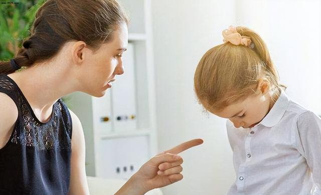 心理学家：当你发现你的孩子天性凉薄时，这才是最正确的做法