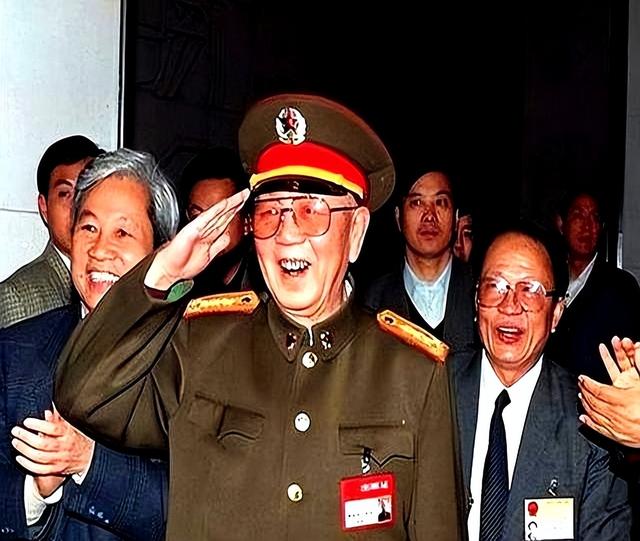 首次访华。就给下马威？中国当场撤走仪仗队：摆正态度，想好了再