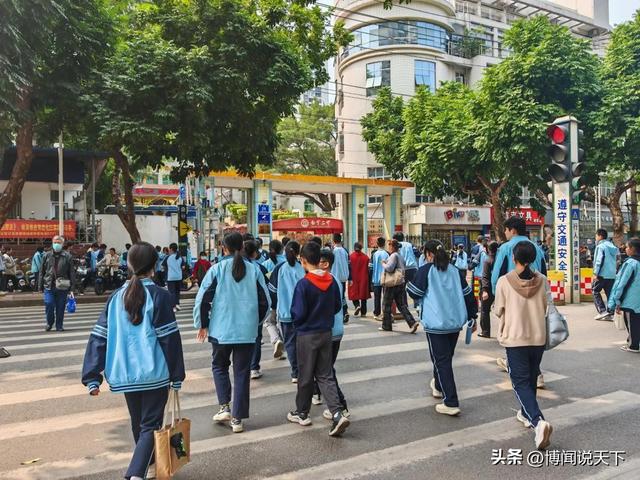 教育部扔下重磅炸弹：2026年开始，全国一律不准再买校外商业试卷