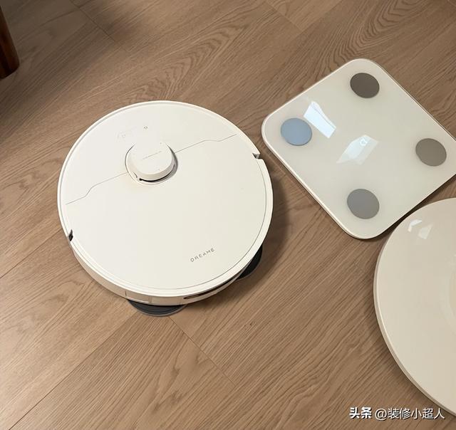 “扫地机器人”值不值得入手？体验了1年多，憋了一肚子的话想说