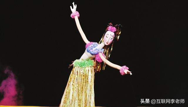 四川隐藏的宝藏城市 2200年历史+非遗美食+世界奇观，比成都更巴适