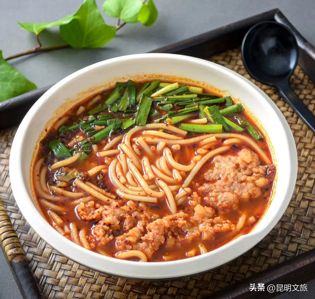 跟着赛事游昆明｜看完美景吃美食！这些天冷暖胃美食，带你解锁昆明冬日的温暖密码~