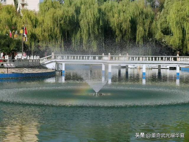 秋晨园记