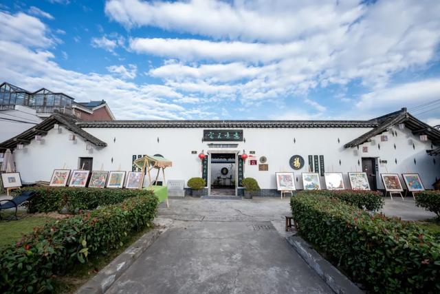 沪上这9条秋游线路，带你走进申城最美的秋景~