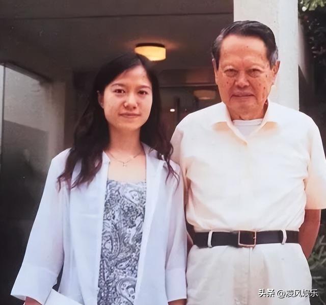 杨振宁的第一任妻子，18岁的杜致礼有多美？这张照片给出答案！