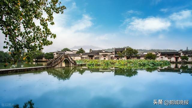 高铁直达！安徽这座古镇藏了 1800 年，比乌镇清净，八卦迷宫能绕晕明星