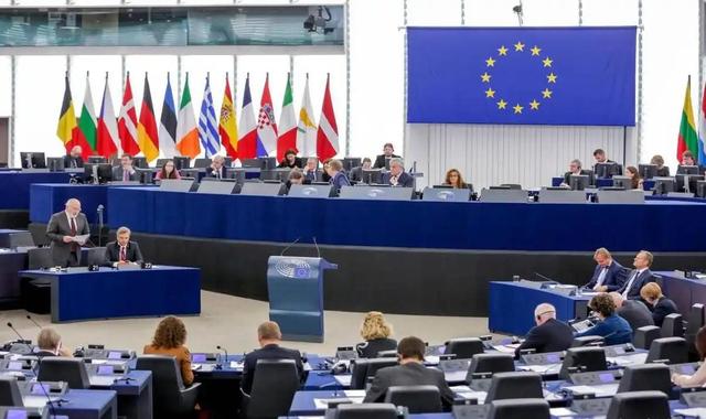 果然不出默克尔所料，27国枪口一致瞄准中国，欧洲正滑向第三世界