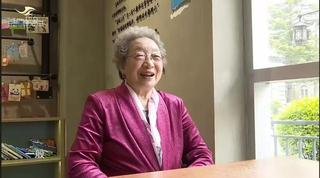 85岁大妈相亲84岁大爷，大妈：我工资要帮儿子孙子，大爷：不介意