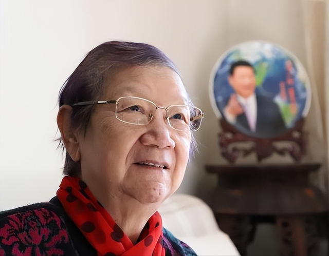 1971年	，刘思齐入狱后向毛主席求救，毛泽东最高指示：娃娃们无罪