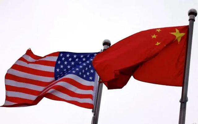 不许特朗普退出中美争锋，83岁拜登带病出山，一开口就冲着中国来