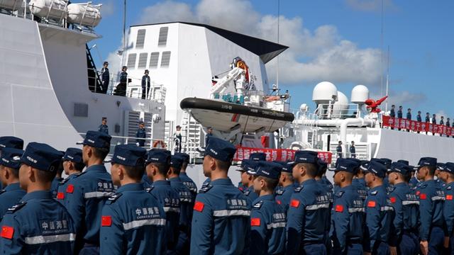 大结局来了？仁爱礁周边被清空，中国拖船已就位，菲律宾别无选择