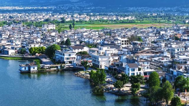 全列卧铺、夕发朝至!这趟环线旅游列车,有多过瘾?