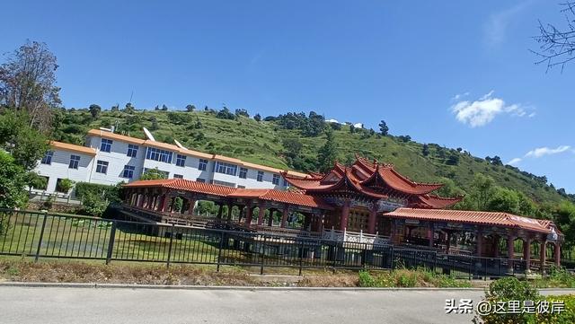 乘公共交通工具游洱海圣托里尼｜小普陀及挖色