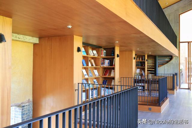 稻浪浸温汤，古村藏清欢