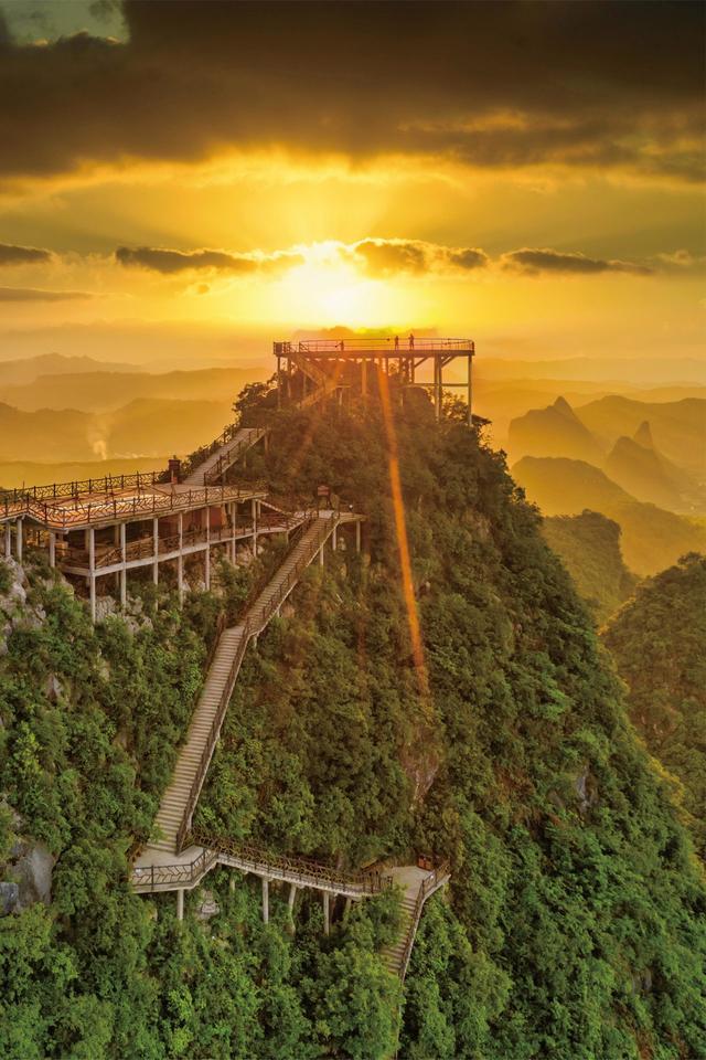 秋季登高攻略 | 来桂林阳朔如意峰，拍摄你的专属秋日大片！