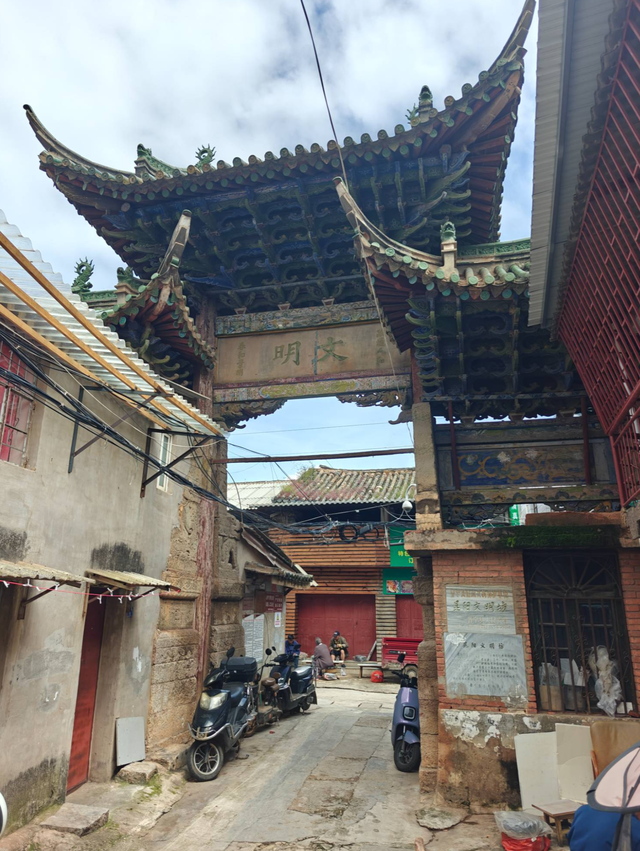国庆小长假打卡昆阳文明坊，不得不说，当地应该重视了！