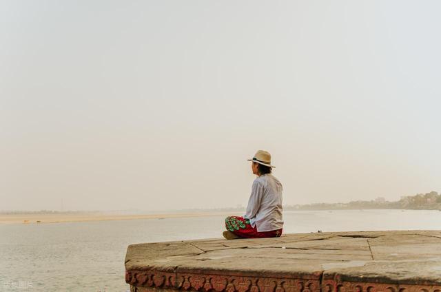 AI取代人类劳动后，印度将反超中美：中国人因太勤奋而找不到意义