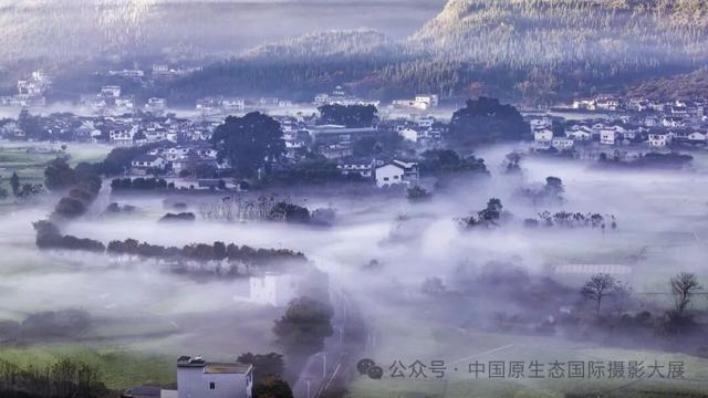 黄小西吃晚饭⑤丨兴义万峰林：喀斯特峰林间的田园牧歌