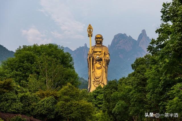 中国最美适合退休老年人自驾游的十四大5A级景区及自驾游玩攻略