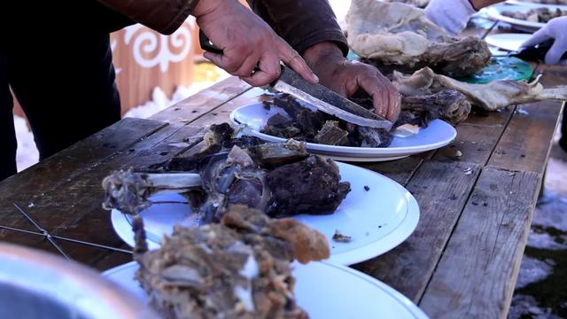 新疆旅游年卡 “你来玩我买单” 活动首站落地巩留