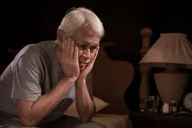 老年痴呆患者最后都是如何去世的？一点征兆都没有吗？要看看图片