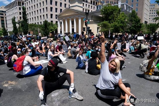 "特朗普噩梦"空降纽约市长，身份特殊仅入籍7年，居然还是印度裔