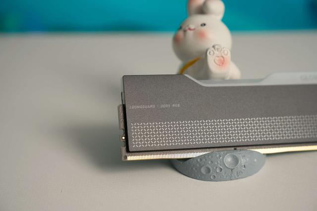 8400F+索泰5060TI XGAMEING装机，2K分辨率使用体验