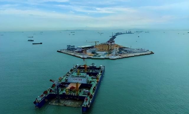 明明已有港珠澳大桥，为何又耗资500亿建深中通道？真的值得吗？