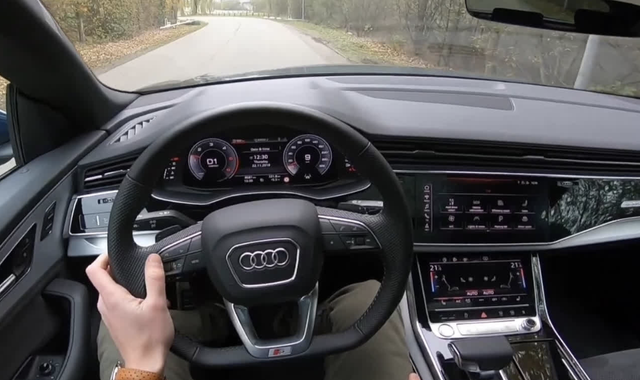 7分钟破卢浮宫7亿安保！9件皇室珠宝被抢，真凶是“粉红豹”？