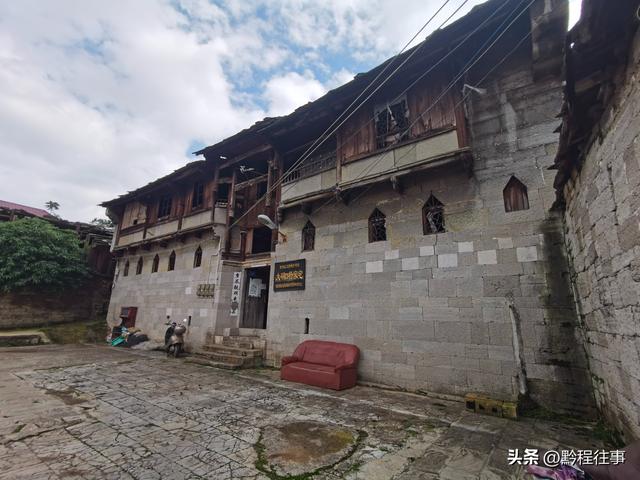 寻找一个空中阁楼躲匪洞堡，一栋150多年历史的深宅大院