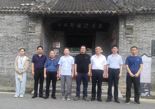 南阳探访团赴泌阳探访红色文化传承