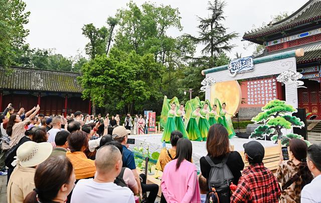 虚实相融共绘三国幻境 多维体验激活千年文化 “月满华诞·幻游三国”2025成都武侯祠中秋国庆主题活动盛大开启