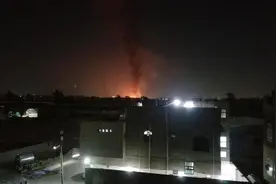 美英澳8国不宣而战，伊朗准备下场宣称：首战将摧毁F35基地图片