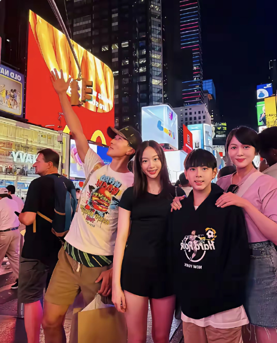 吴尊女儿才14岁，这发育也太好了吧！是不是真的！