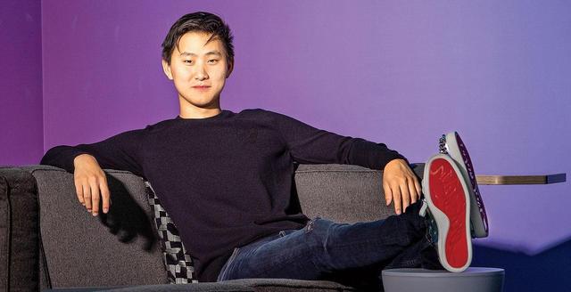 华裔天才少年成百亿富翁，曾献计特朗普，阻止中国AI技术抢跑
