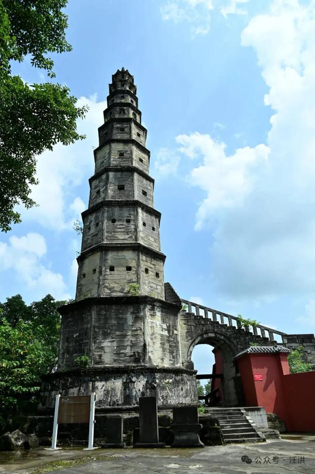 隆昌市高峰寺：千年古刹的传奇与新生