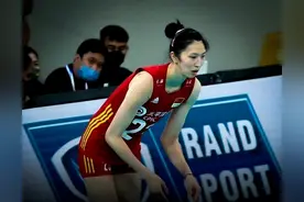 女排世联赛-李盈莹17分！吴梦洁14分！数据亮眼 张常宁英文太棒了图片