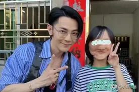 女孩因病毁容被汪东城鼓励探望图片