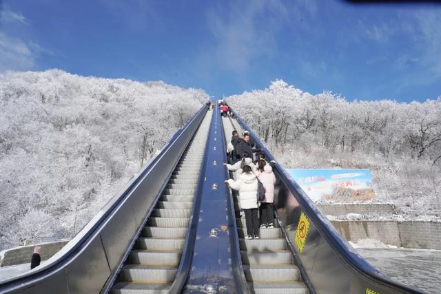 冬日亲子游，首选龙头山！打卡冰雪童话，承包全家欢乐时光~