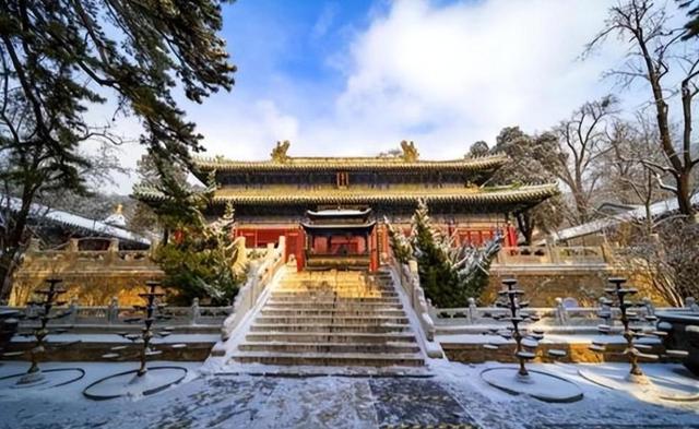 中国有一古寺，庙不大，却有武警24小时站岗，它有何特殊之处？