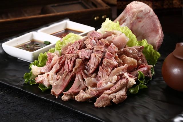 去了银川跟西宁，直言不讳：两地人气质与发展各有乾坤