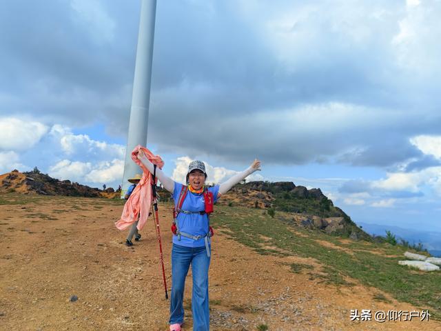 永定奥杳梯田穿越九十九岽徒步