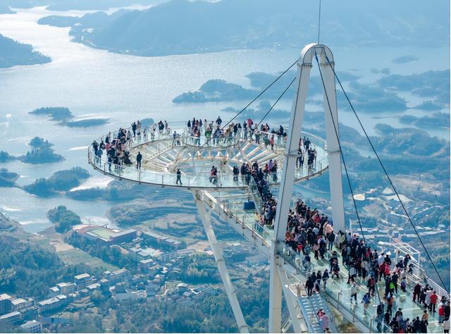 从矿山到酒杯 —— 黄石工业与文化的千年对话