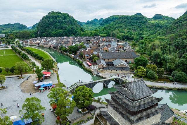 找片净土，短暂避世，7个人少清幽的古村镇，适合小住几天